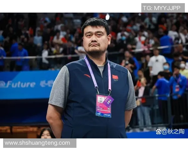 姚明蜜月期的背后故事与篮球生涯的交织探讨 姚明蜜月期的背后故事与篮球生涯的交织探讨