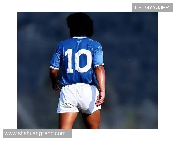 兰开头的足球明星盘点他们的成就与影响力分析 兰开头的足球明星盘点他们的成就与影响力分析