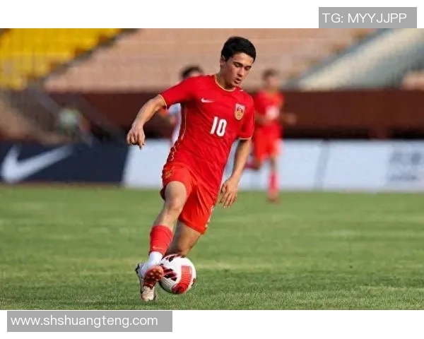 三号球星足球明星的崛起与未来发展潜力分析 三号球星足球明星的崛起与未来发展潜力分析