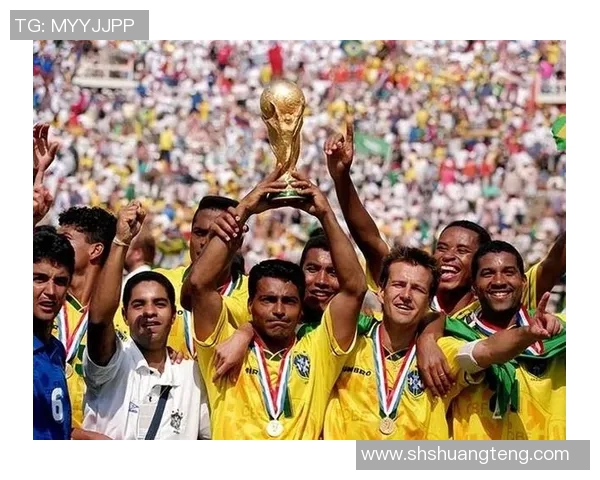 曾获足球先生荣誉的传奇足球明星们的辉煌历程与成就回顾 曾获足球先生荣誉的传奇足球明星们的辉煌历程与成就回顾